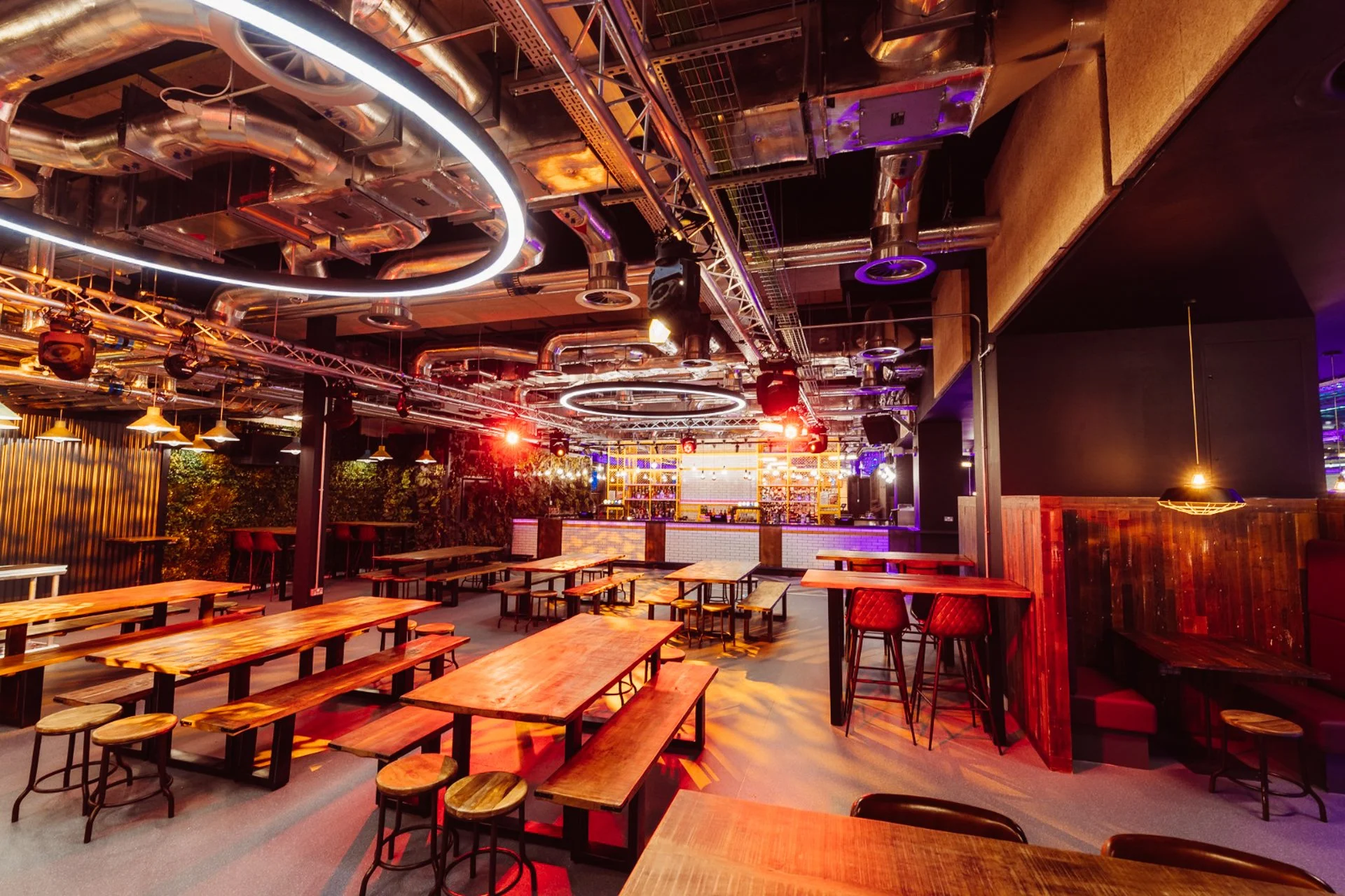 Strathclyde Students' Union — main bar interior, Glasgow